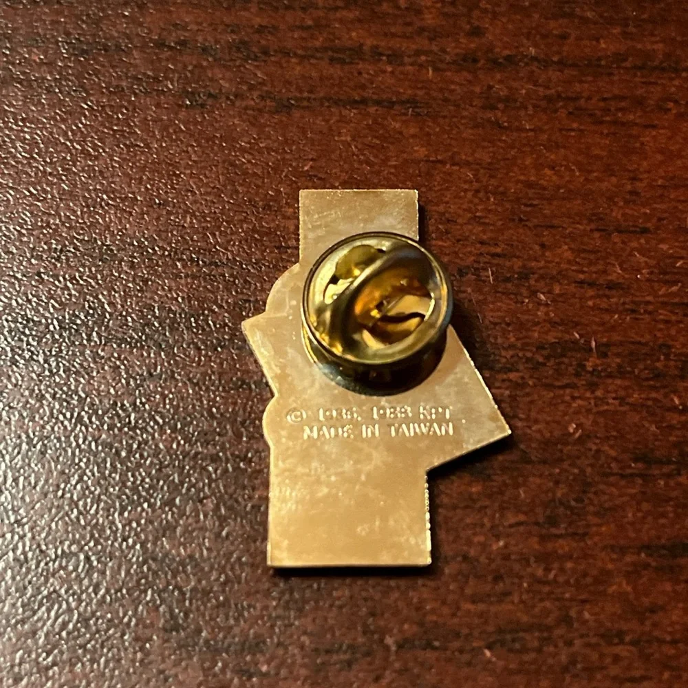 McDonald's Monopoly Boardwalk‎ Title Deed Employee Lapel Hat Pin